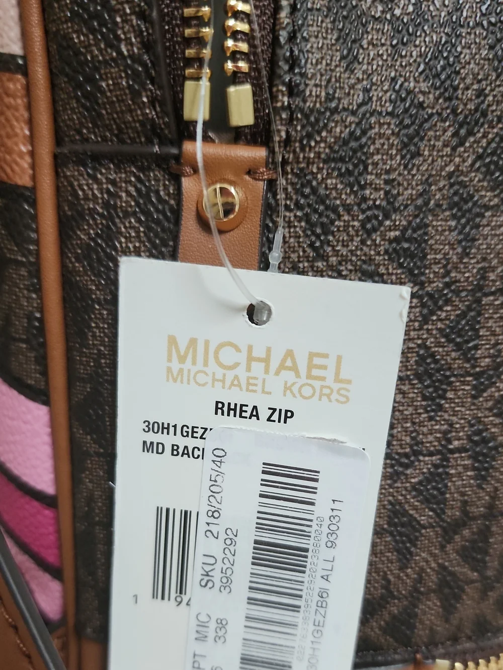‼️ONLY ONE!!‼️  🎒🤩 MICHAEL KORS Rhea Signature Medium Backpack 🎒🤩